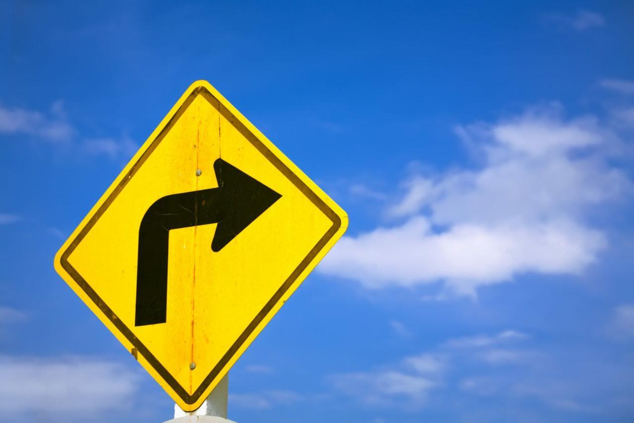 Phrasal Verbs with TURN • 7ESL Courses